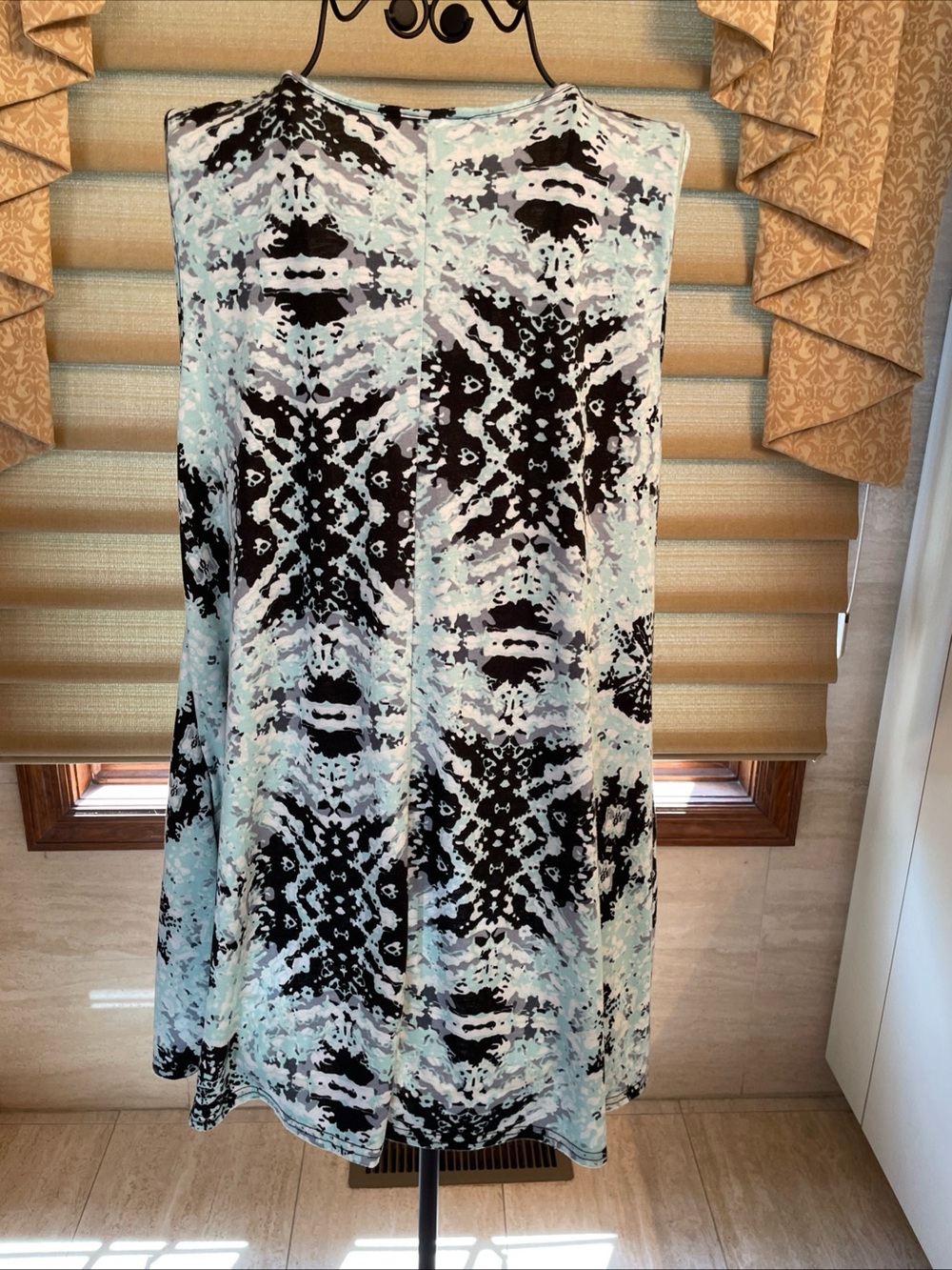 Bobby Brooks Women’s Mint Green/Black/White A-Line Tank Dress Caged Front Sz XL - Picture 6 of 10